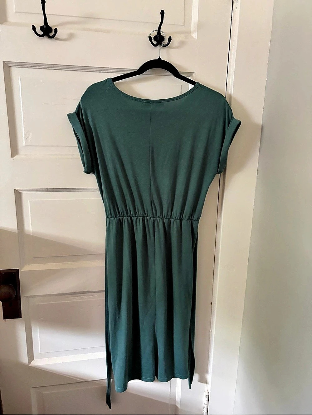 Scoop Neck Olive Midi Dress With Tie Waist Medium